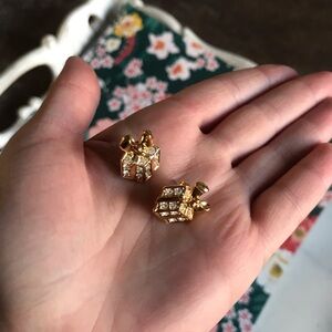 NWOT Gold "Present with Bow" Earrings